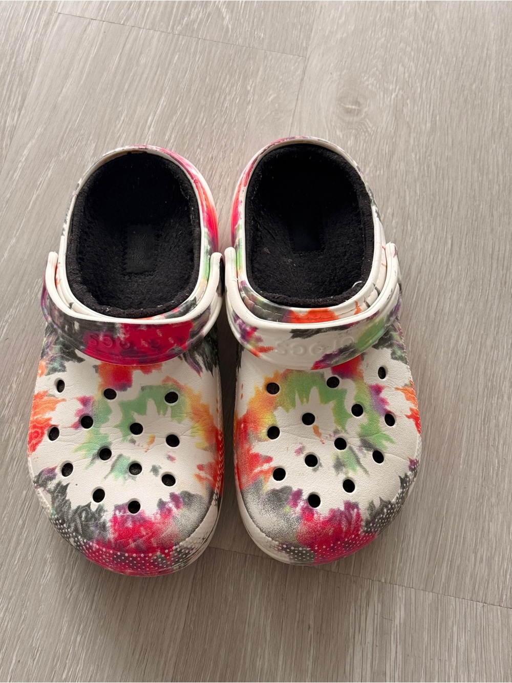Woman Crocs White Tie-Dye Slip-On Clogs